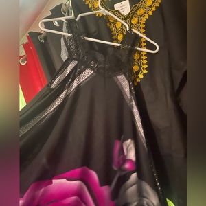 Beautiful feminine slip on dress!